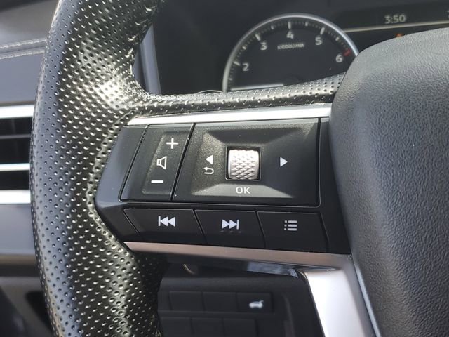 Used 2024 Mitsubishi Outlander SE AWD/4WD image 14