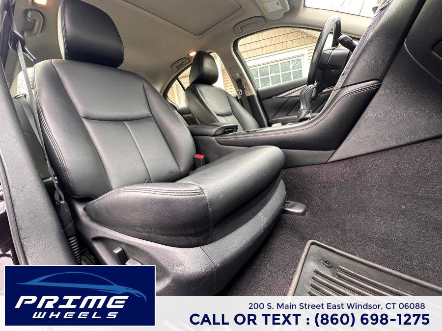 Used 2015 INFINITI Q50 Premium w/ Navigation Package AWD/4WD image 17