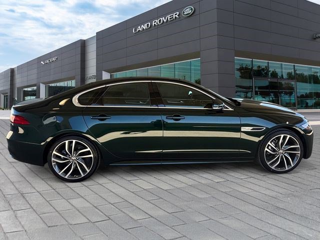 New 2024 Jaguar XF R-Dynamic SE AWD/4WD image 6