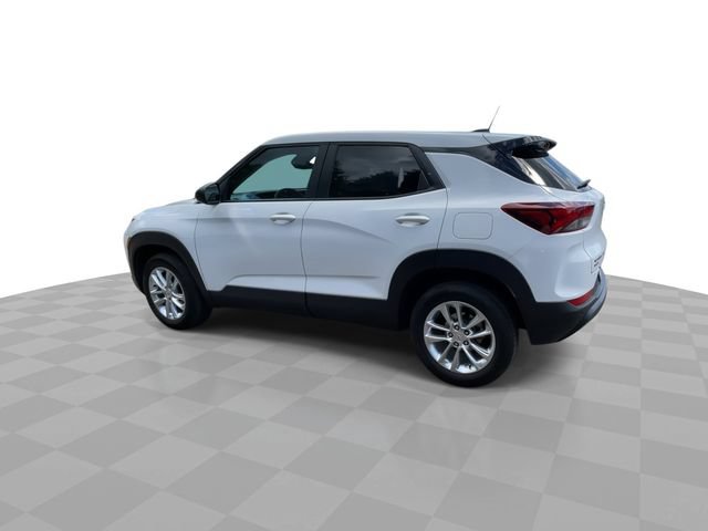 Used 2025 Chevrolet TrailBlazer LS w/ LS Convenience Package AWD/4WD image 6