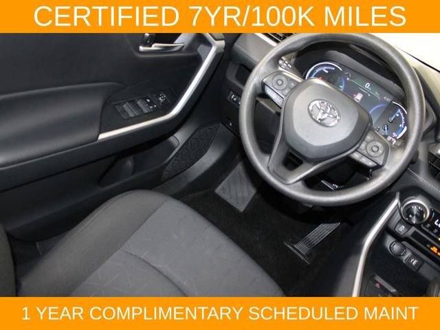 Used 2025 Toyota RAV4 XLE AWD/4WD image 15