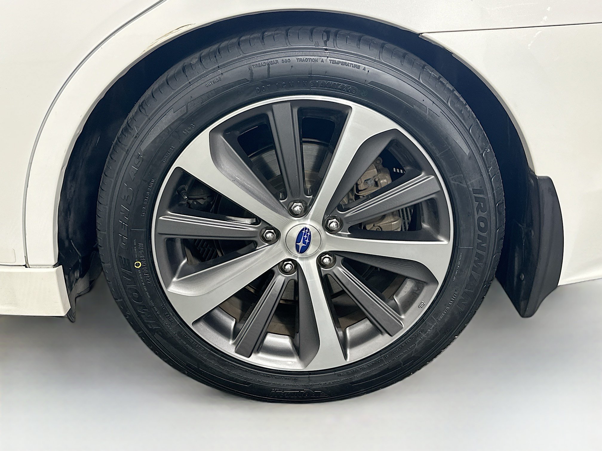 Used 2016 Subaru Legacy 2.5i Limited AWD/4WD image 11