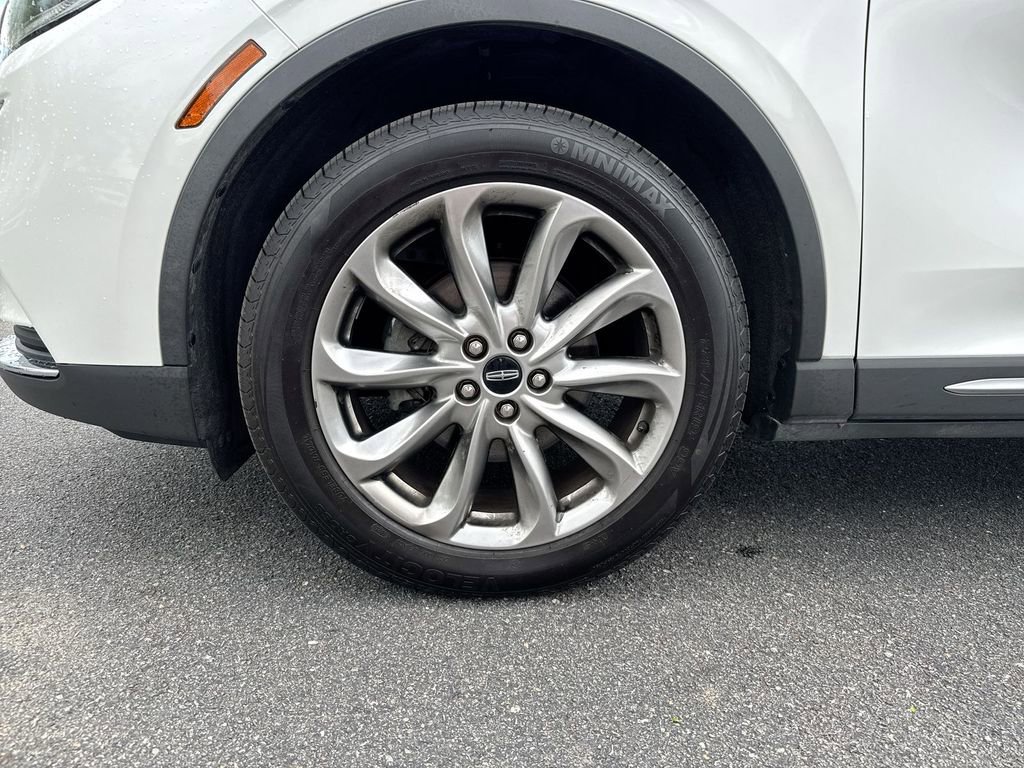 Used 2020 Lincoln Corsair AWD w/ Premium Package image 28