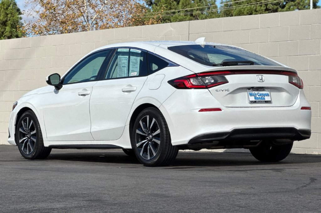 Certified 2024 Honda Civic EX-L image 6