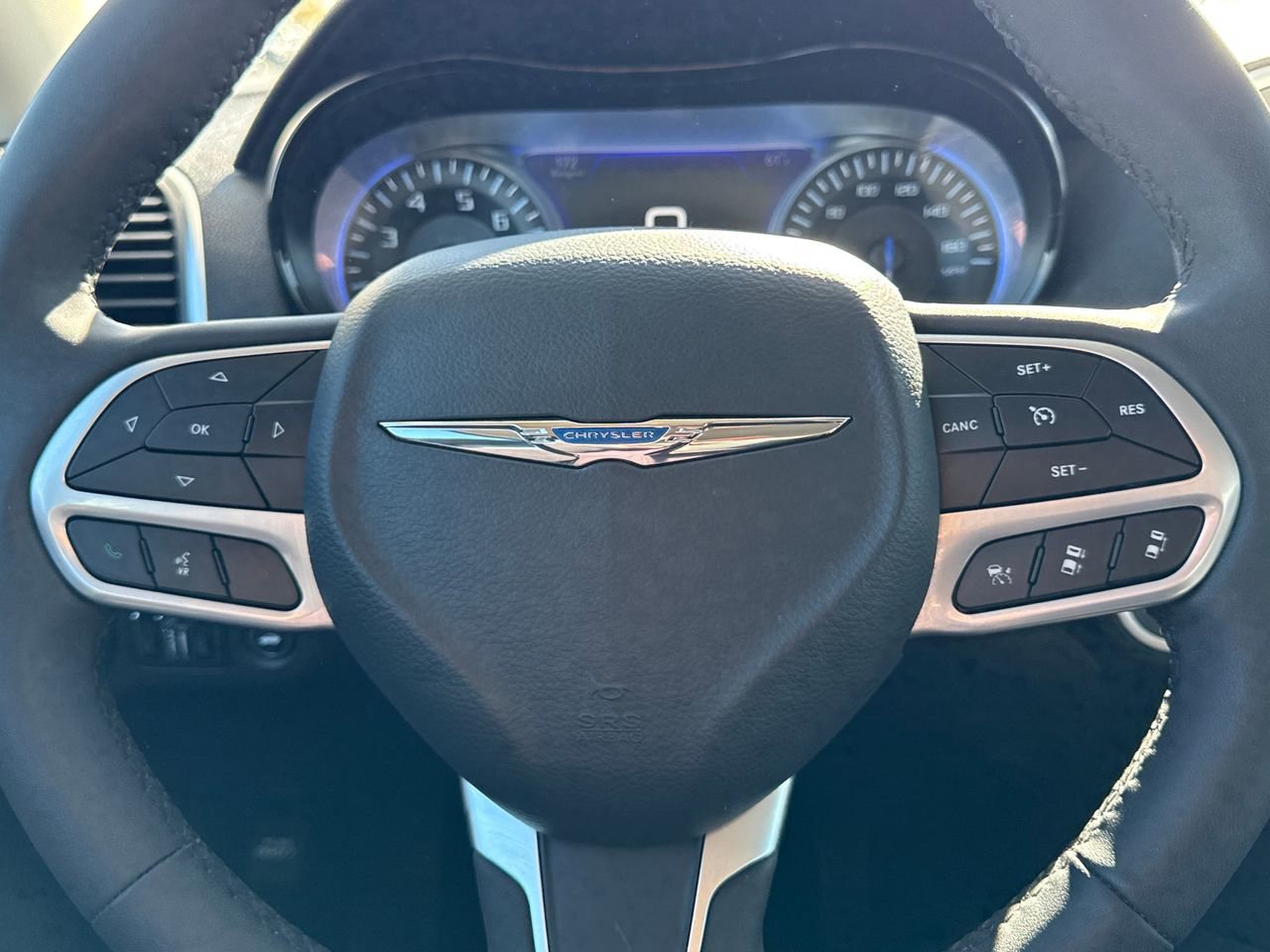 Used 2023 Chrysler 300 Touring L w/ Popular Equipment Group image 16