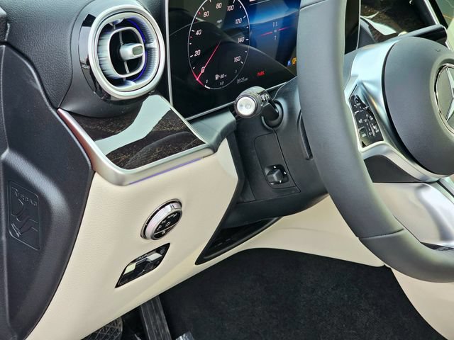 New 2026 Mercedes-Benz GLC 300 4MATIC image 13
