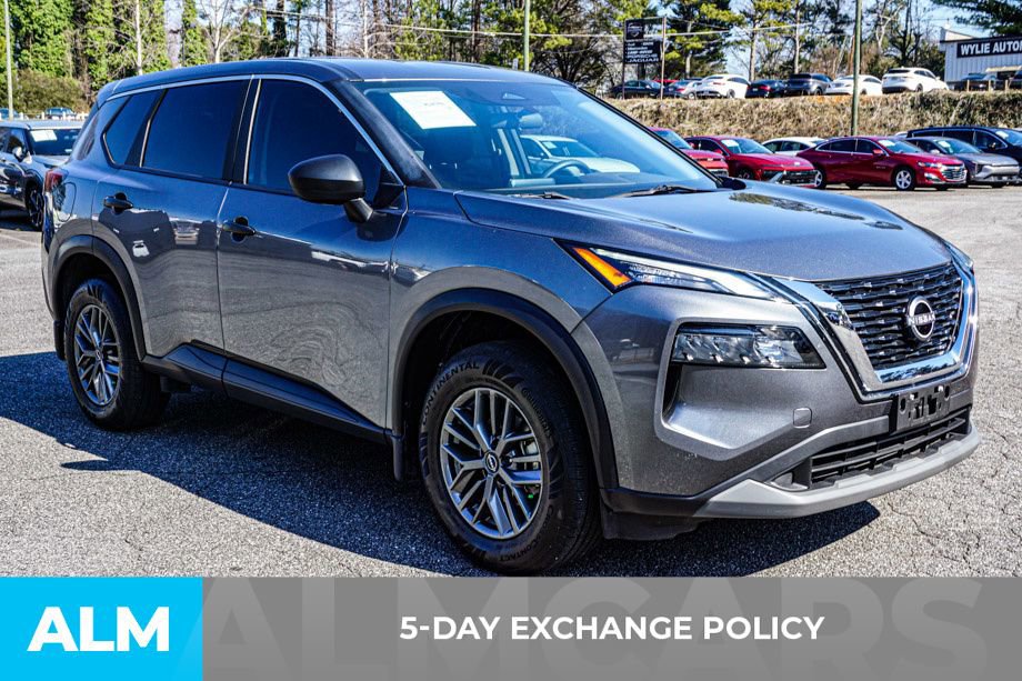 Used 2023 Nissan Rogue S image 4