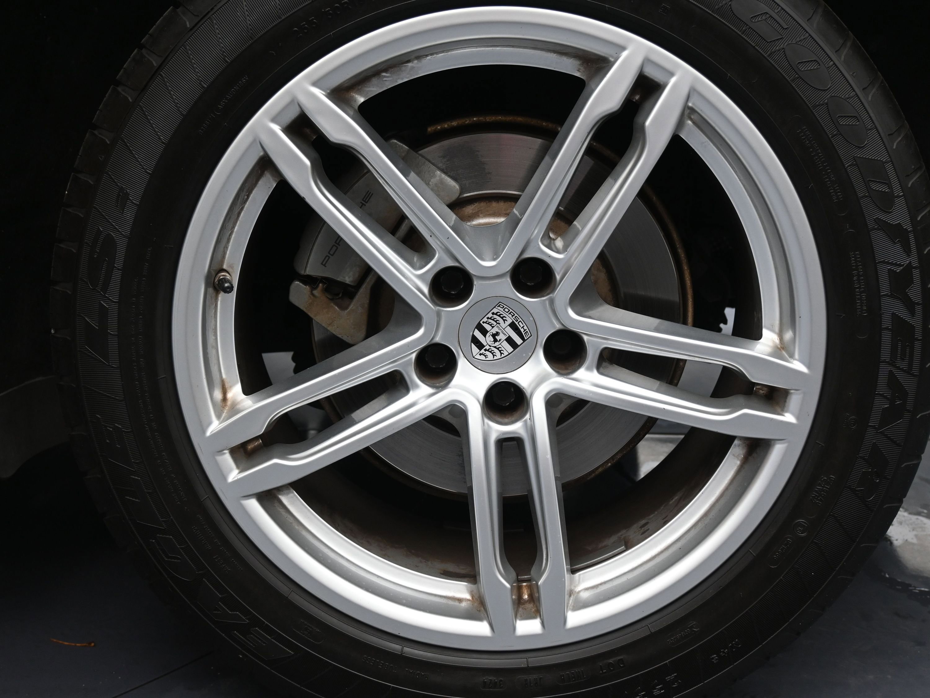 Used 2021 Porsche Macan S image 10