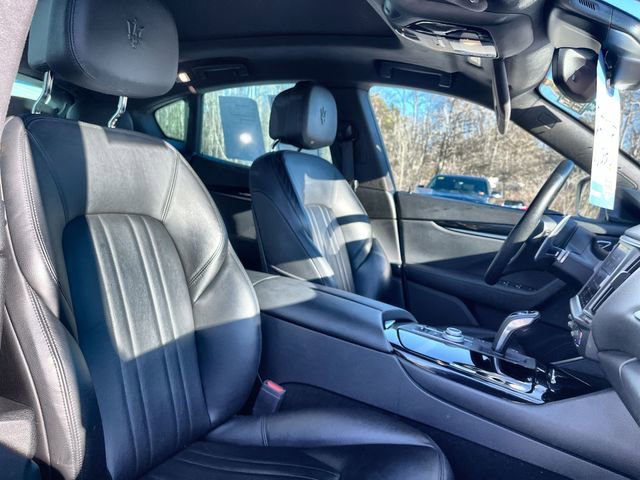Used 2023 Maserati Levante Modena AWD/4WD image 28