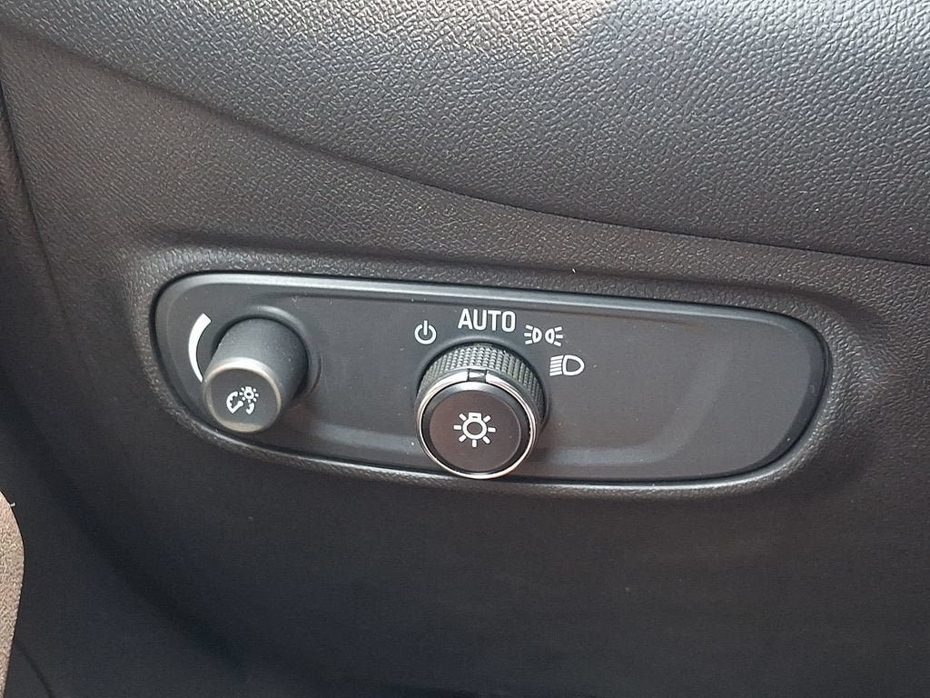 Certified 2022 Chevrolet Equinox LT FWD image 27