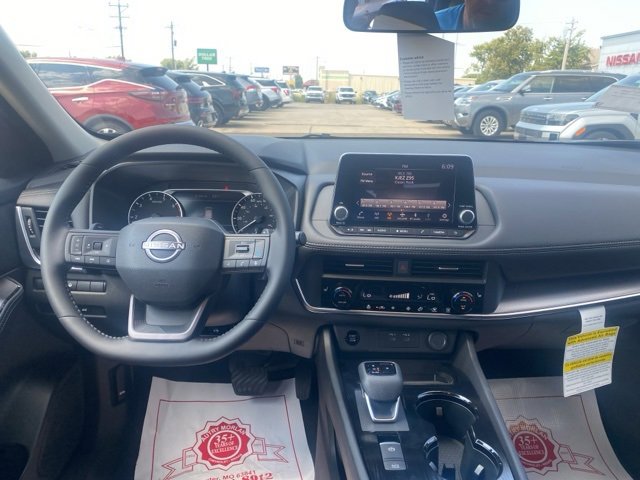 New 2026 Nissan Rogue SV w/ SV Premium Package image 14