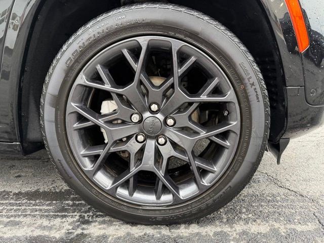 Certified 2024 Jeep Grand Cherokee Summit w/ Adv Protech Group IV image 25