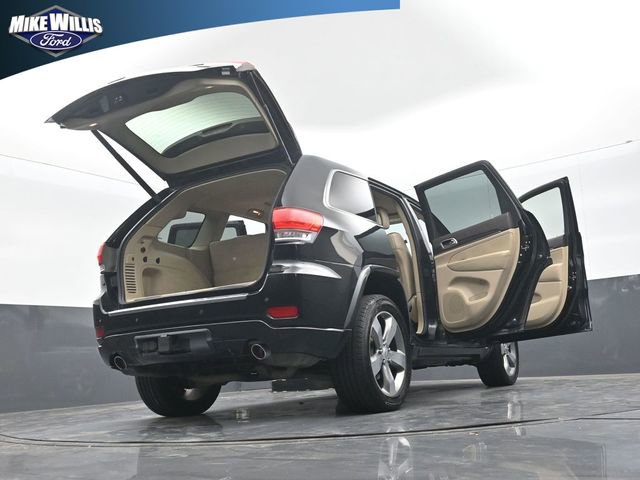 Used 2014 Jeep Grand Cherokee Overland w/ Trailer Tow Group IV image 29