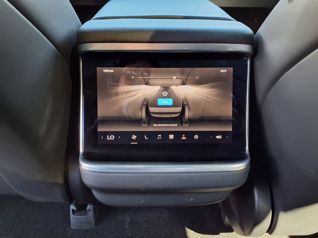 Used 2022 Tesla Model S Plaid AWD/4WD image 14