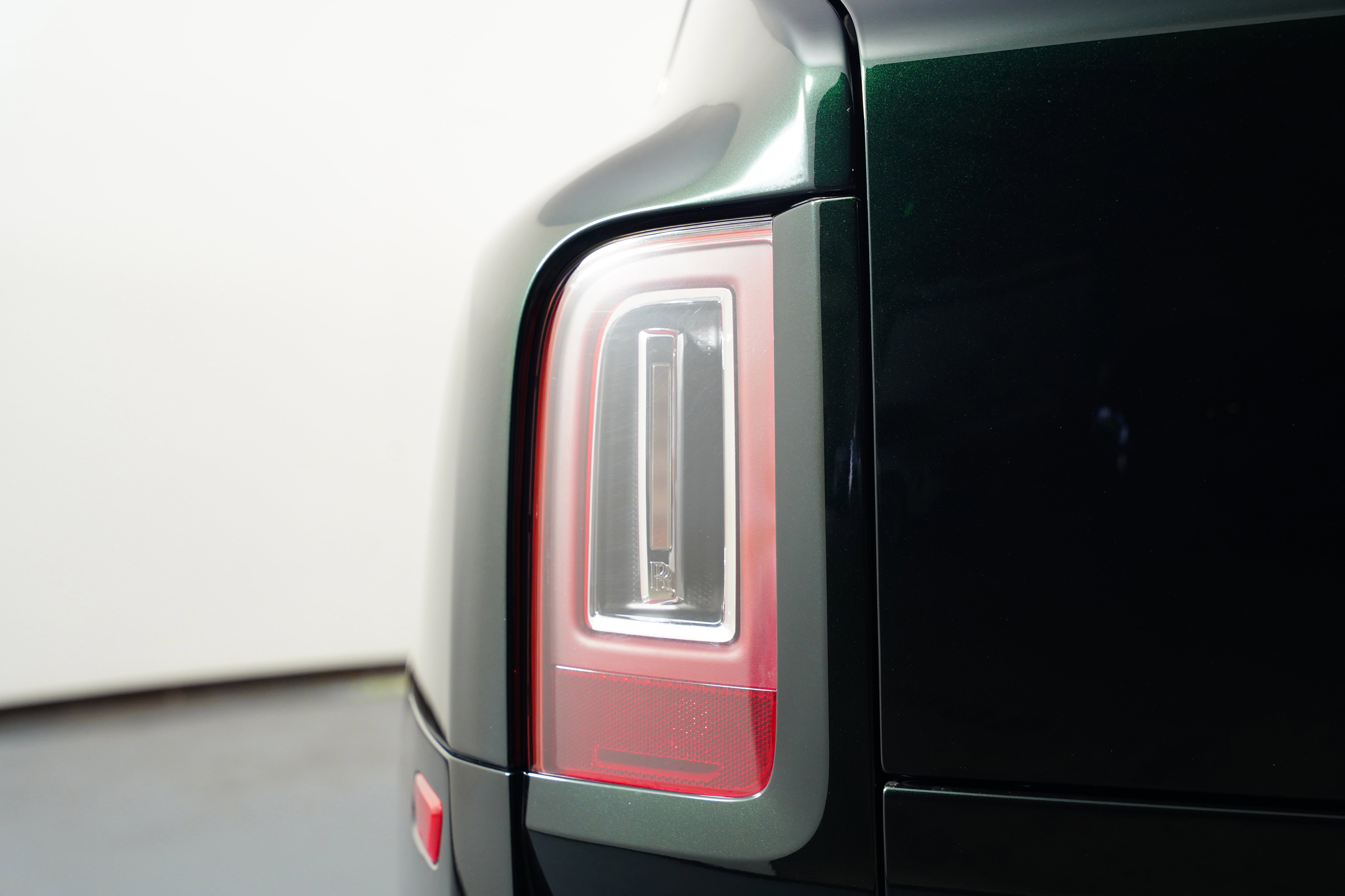 Used 2023 Rolls-Royce Cullinan w/ Cullinan Package image 79