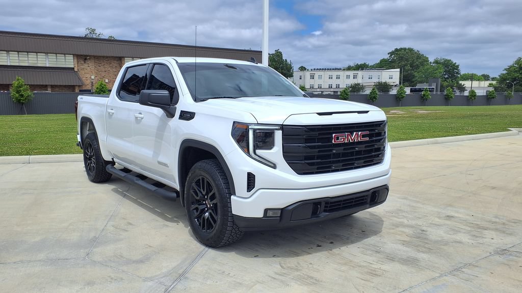 Used 2026 GMC Sierra 1500 Elevation w/ Elevation Select Package