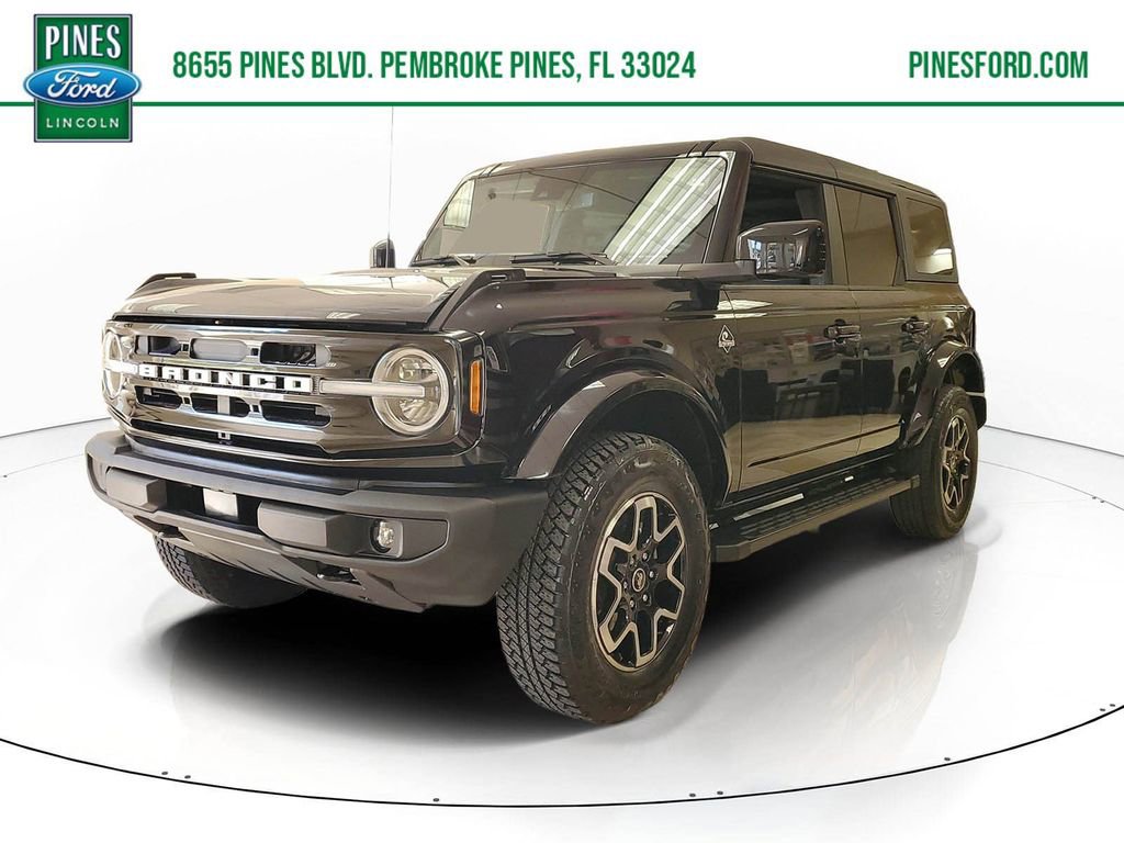 Used 2024 Ford Bronco Outer Banks image 1