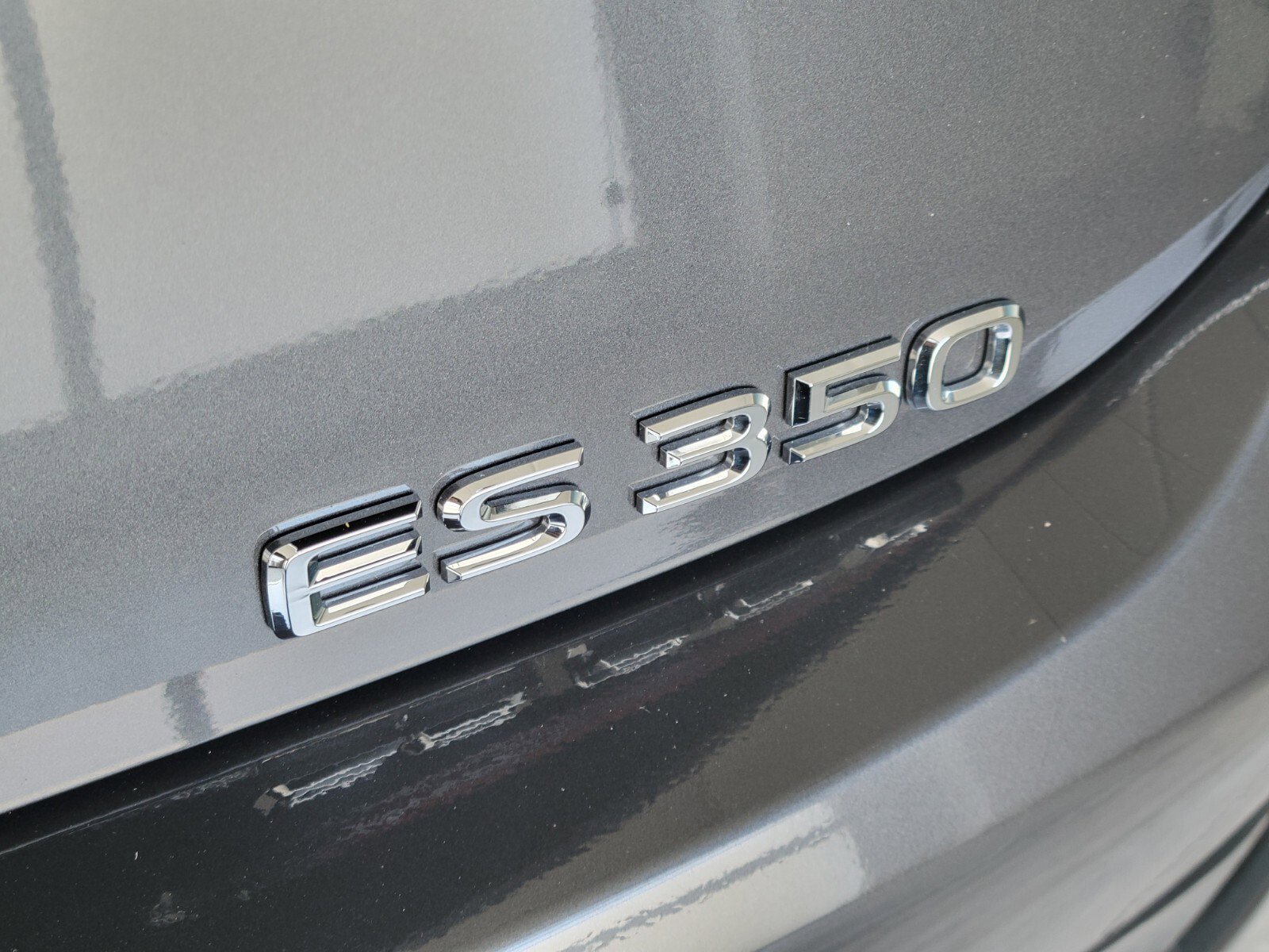 Used 2025 Lexus ES 350 w/ Premium Package image 6