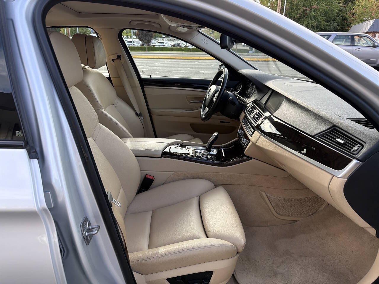 Used 2011 BMW 535i Sedan RWD image 19