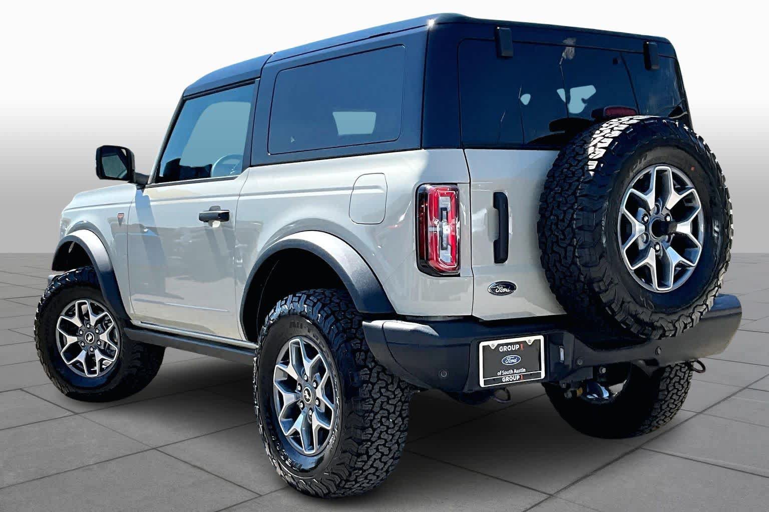 Used 2025 Ford Bronco Badlands AWD/4WD image 7