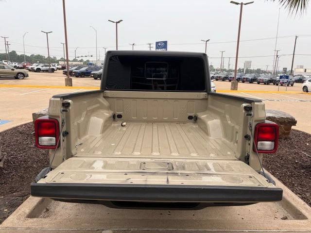 Used 2022 Jeep Gladiator Sport AWD/4WD image 14