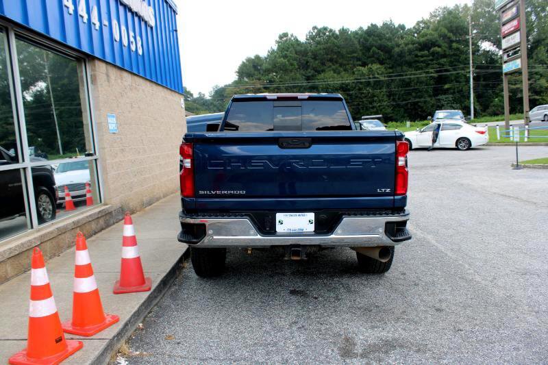 Used 2023 Chevrolet Silverado 2500 LTZ w/ LTZ Plus Package image 5