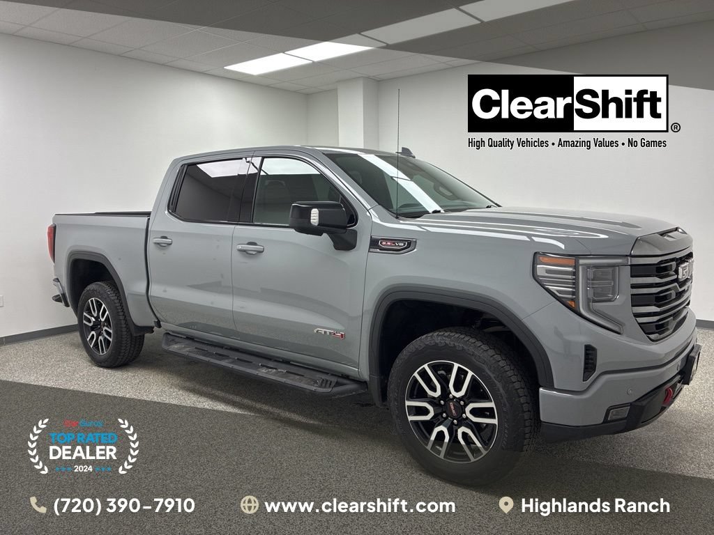 Used 2024 GMC Sierra 1500 AT4 w/ Technology Package AWD/4WD image 1
