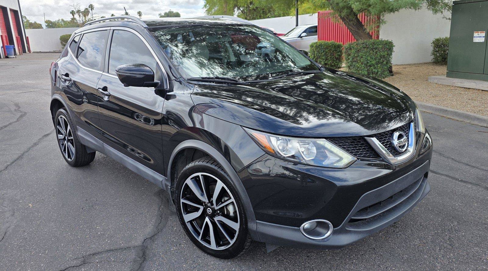Used 2017 Nissan Rogue Sport SL FWD image 3