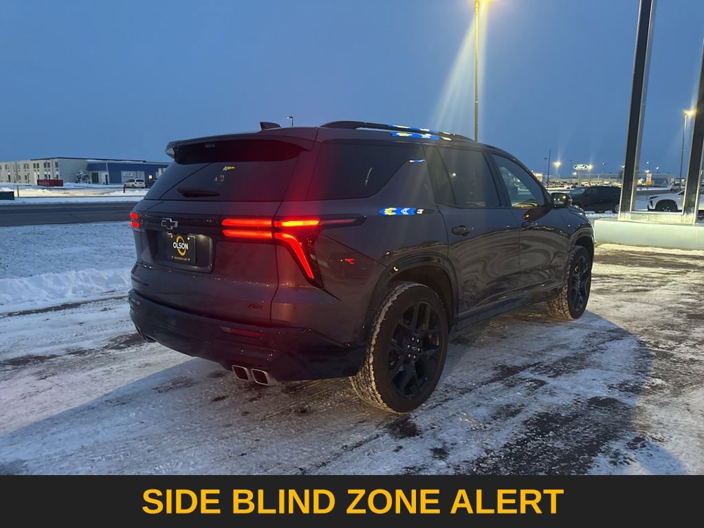 Used 2025 Chevrolet Traverse RS w/ LPO, Floor Liner Package image 7