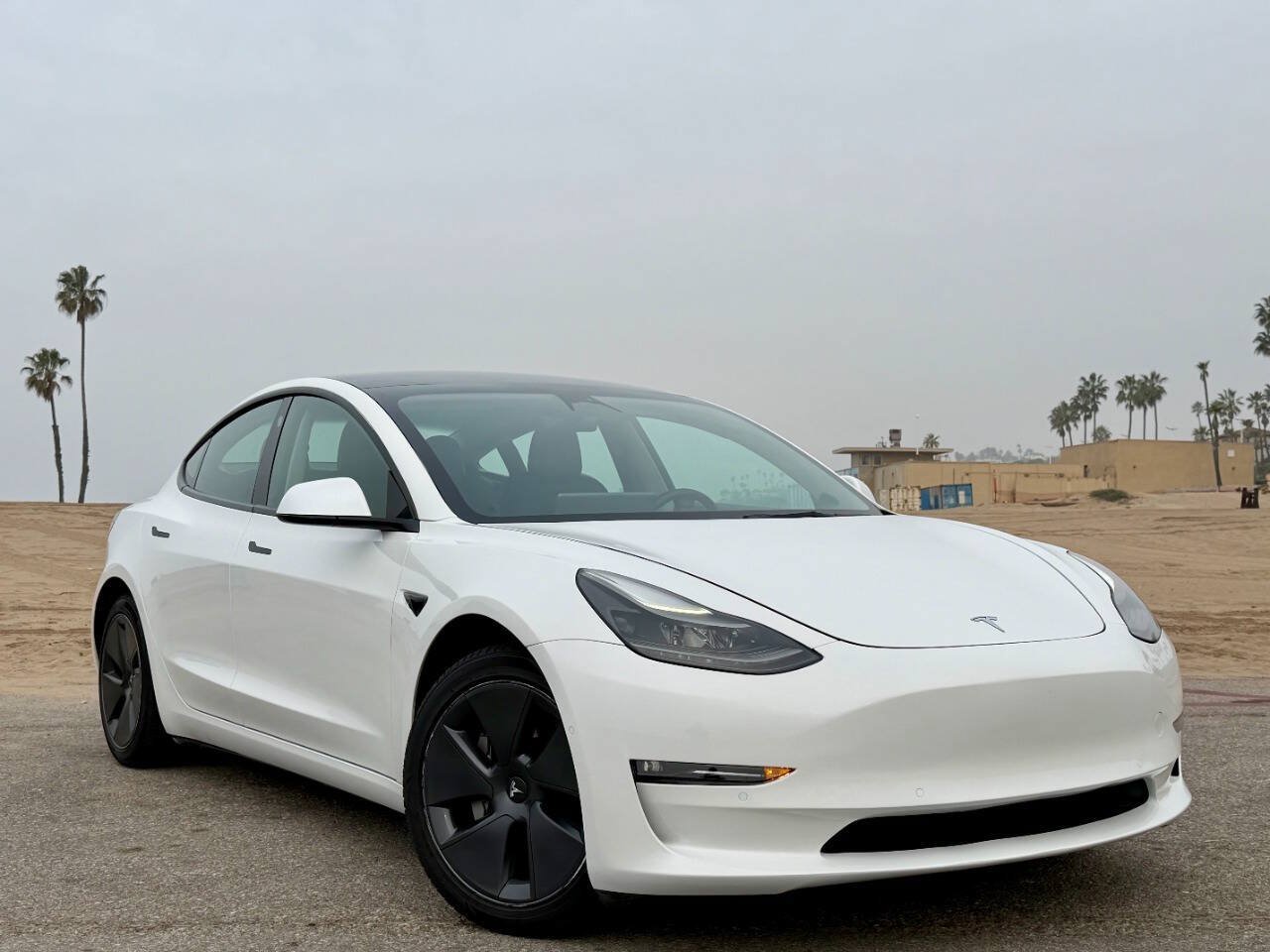 Used 2022 Tesla Model 3 Long Range AWD/4WD image 6