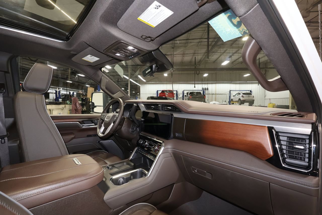 Certified 2025 GMC Sierra 2500 Denali w/ Denali Reserve Package image 29