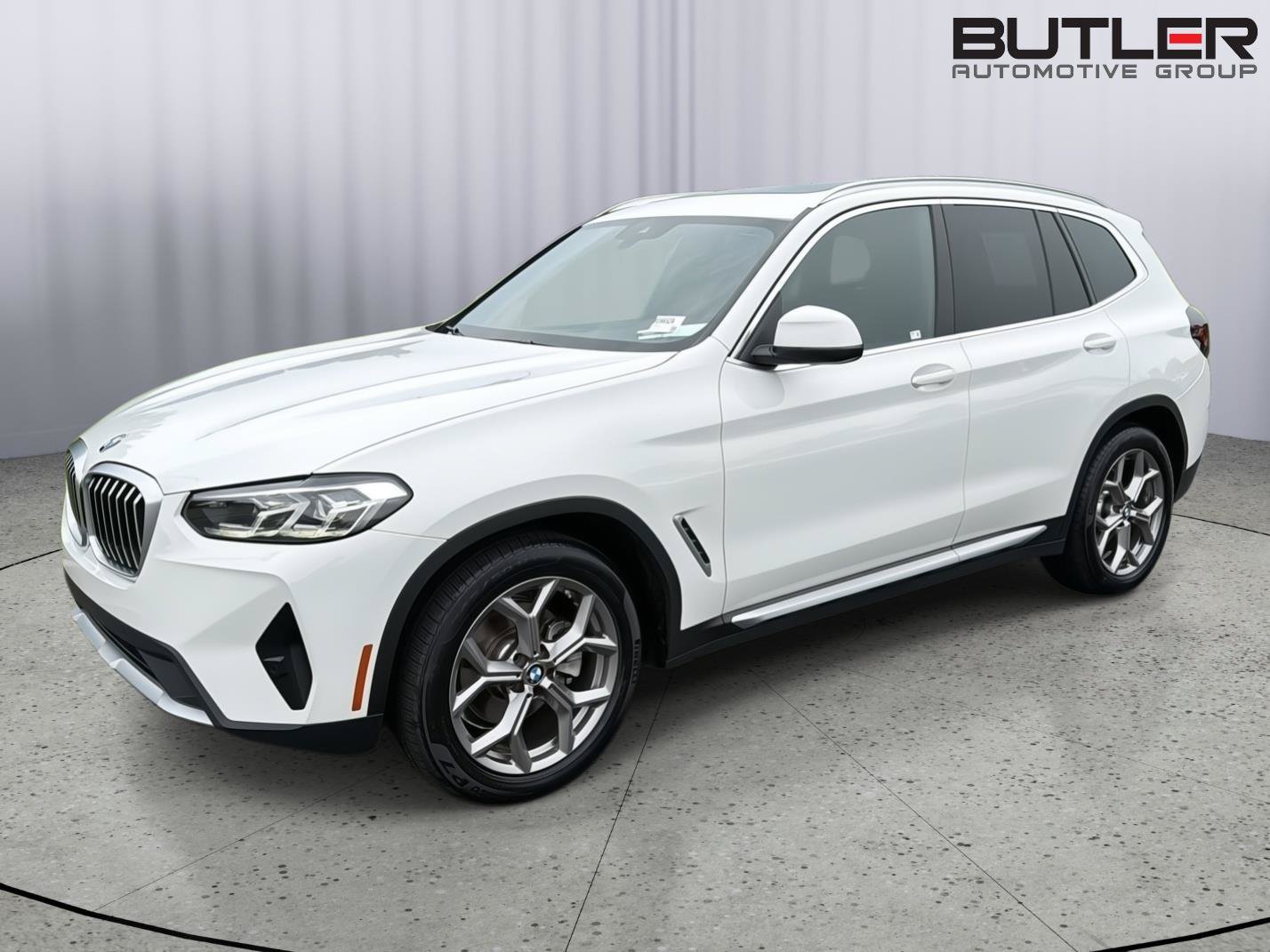 Used 2023 BMW X3 sDrive30i w/ Convenience Package RWD image 2