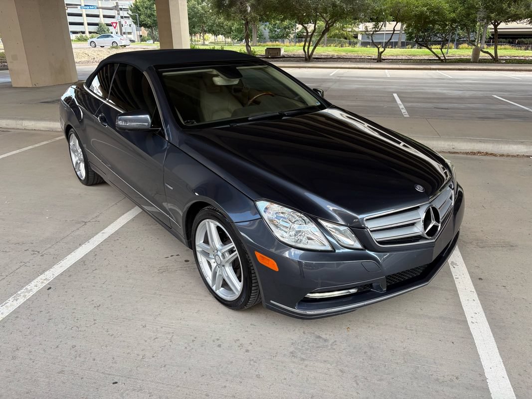 Used 2012 Mercedes-Benz E 350 Cabriolet image 2