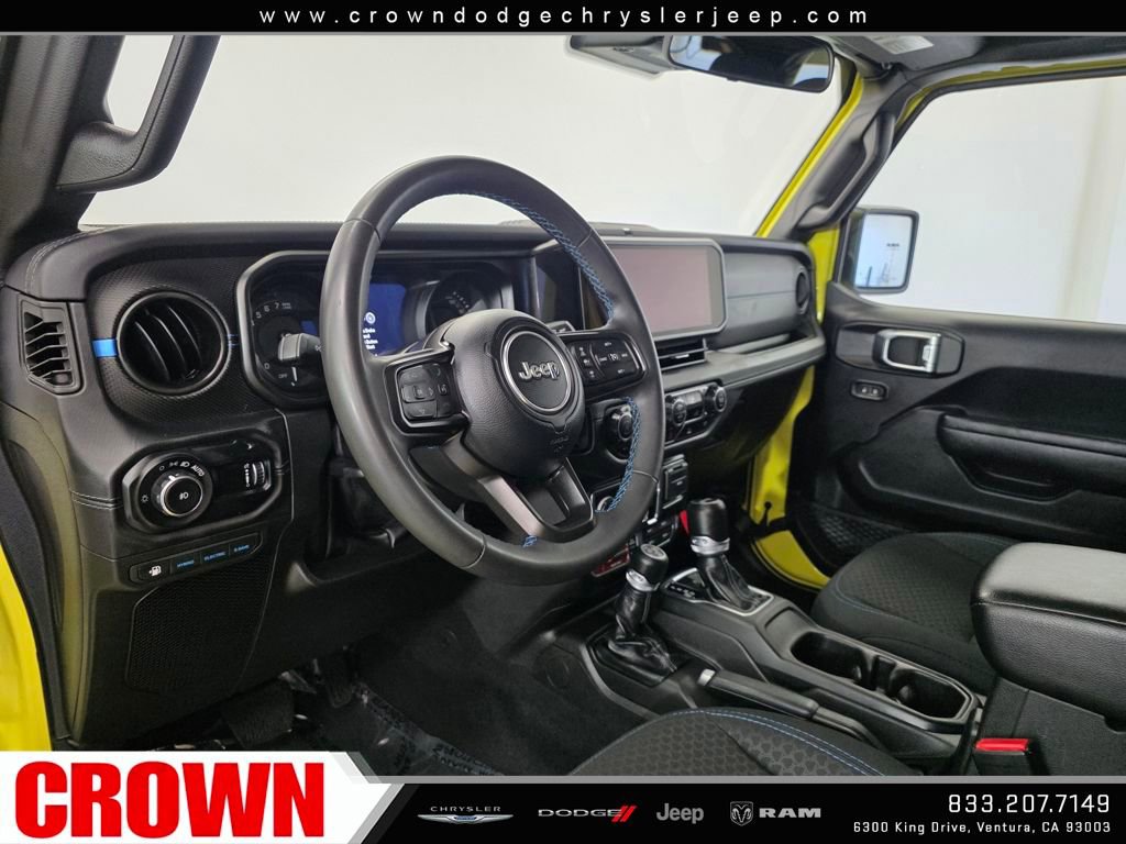 Used 2024 Jeep Wrangler Unlimited Rubicon 4xe image 17
