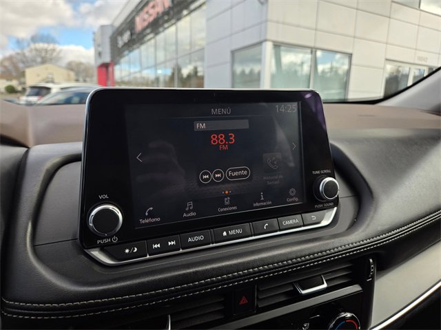 Used 2021 Nissan Rogue S image 22