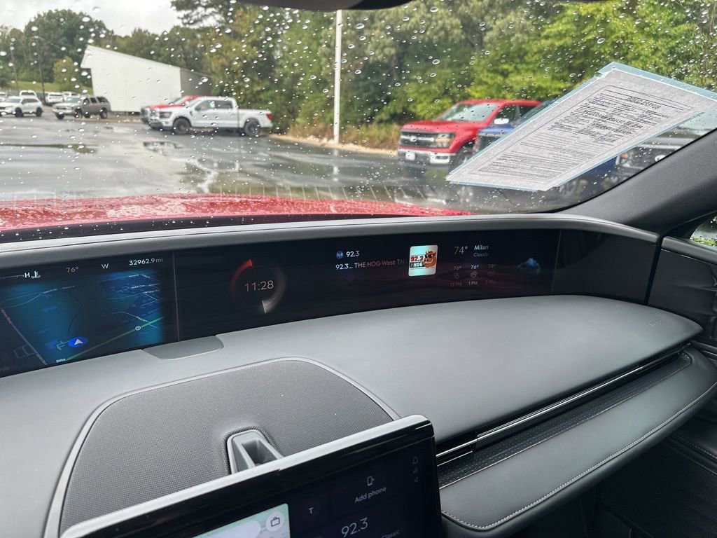 Used 2024 Lincoln Nautilus Premier w/ Jet Appearance Package image 21