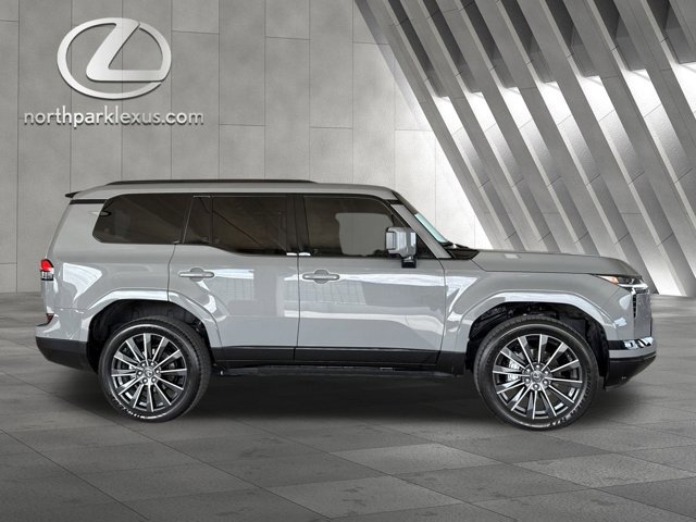 Certified 2025 Lexus GX 550 image 4