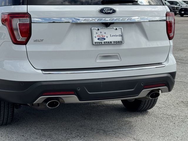 Used 2018 Ford Explorer XLT w/ Equipment Group 202A FWD image 7