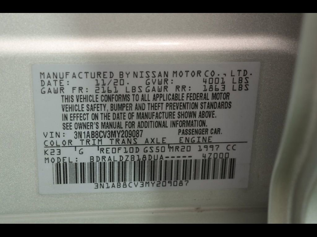Used 2021 Nissan Sentra SV w/ Trunk Package FWD image 28
