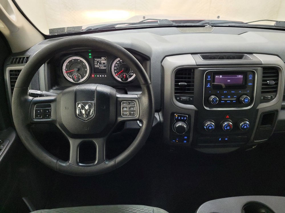 Used 2017 RAM 1500 Express AWD/4WD image 22