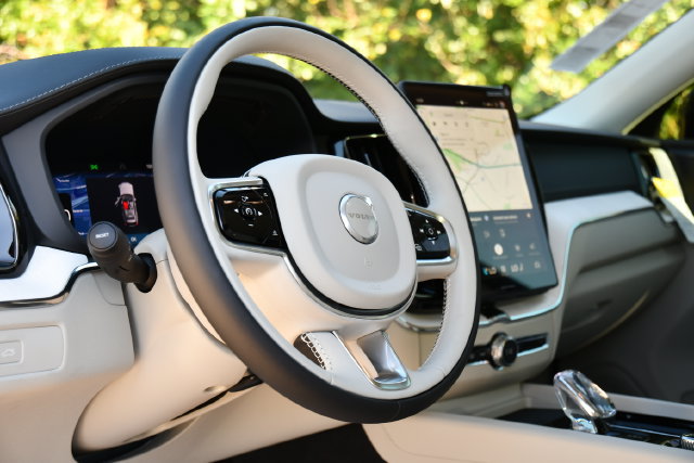 New 2027 Volvo XC60 B5 Ultra AWD/4WD image 12