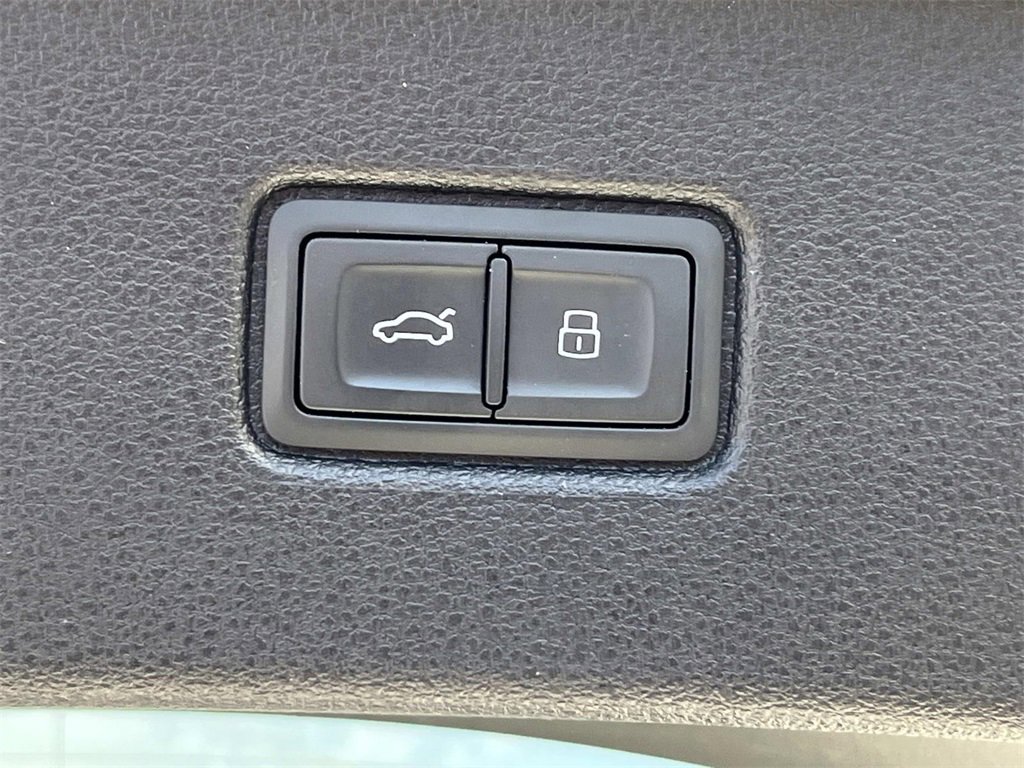 Used 2022 Audi Q7 3.0T Premium Plus image 13