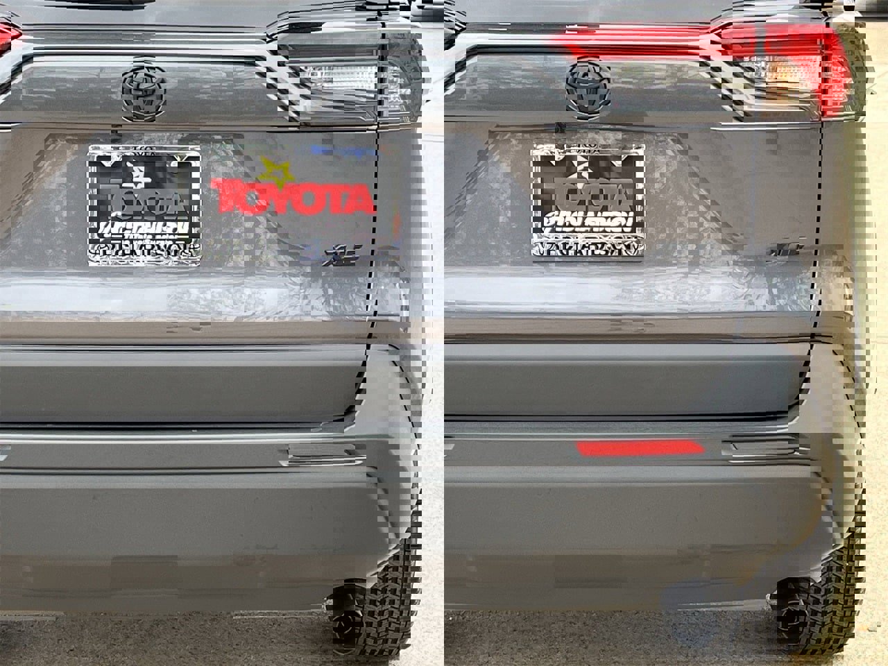 Used 2025 Toyota RAV4 XLE Premium image 6