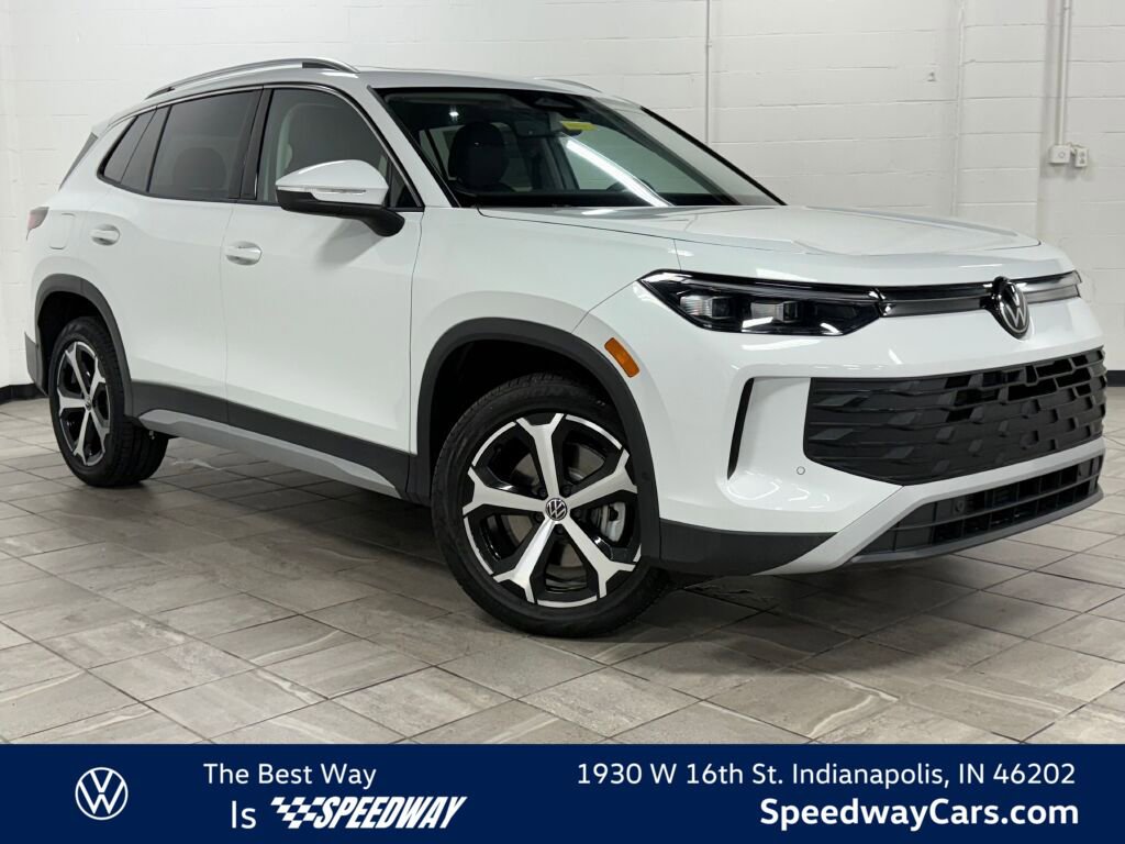 New 2025 Volkswagen Tiguan SE