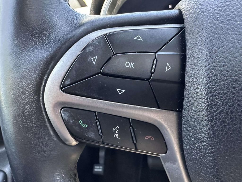 Used 2018 Jeep Grand Cherokee Limited AWD/4WD image 18