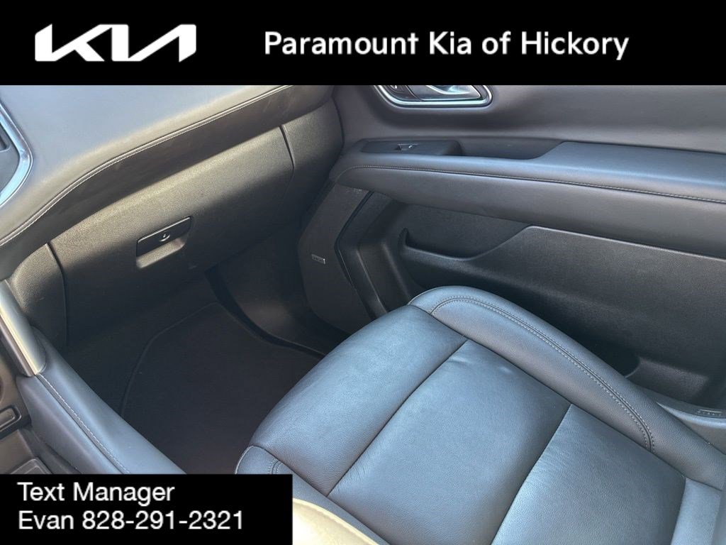 Used 2024 Chevrolet Tahoe LT image 28