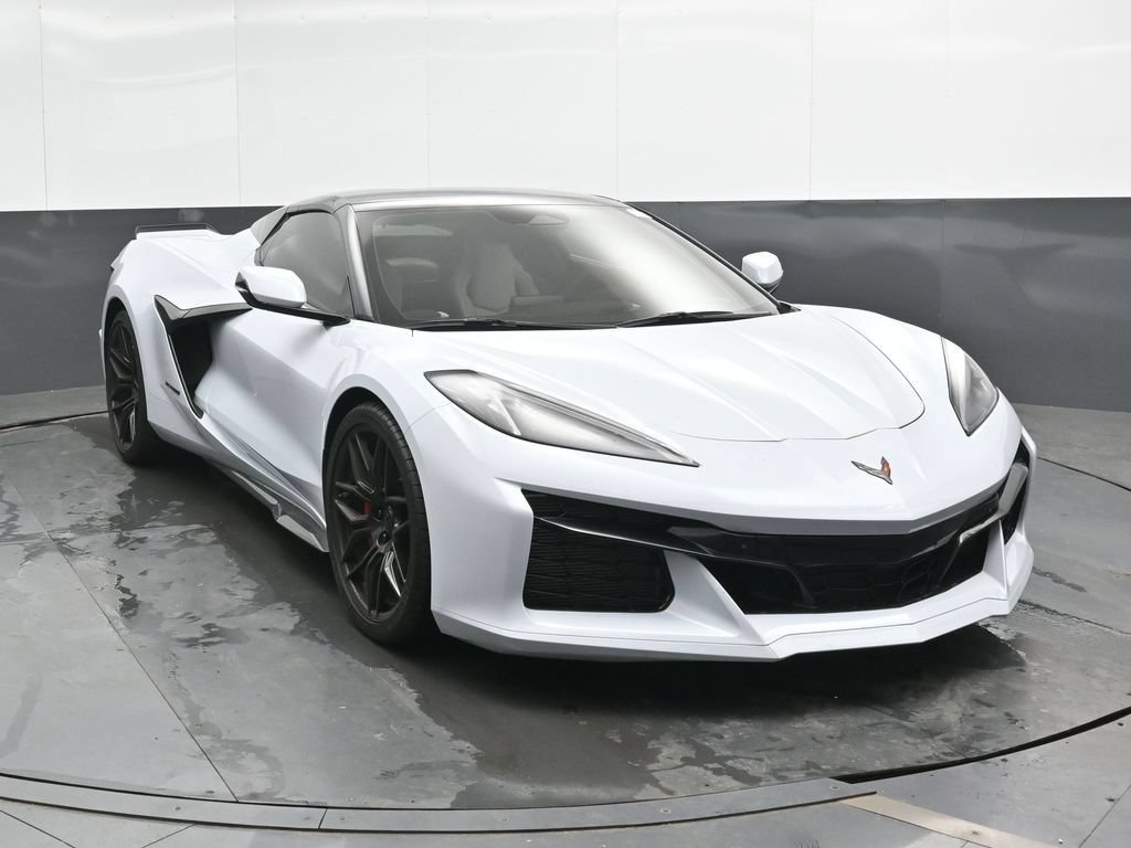Used 2024 Chevrolet Corvette Z06 w/ Battery Protection Package RWD image 4