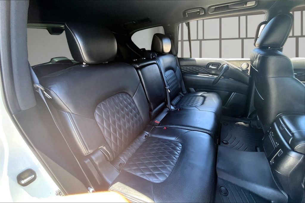 Used 2024 INFINITI QX80 Sensory w/ Cargo Package AWD/4WD image 23