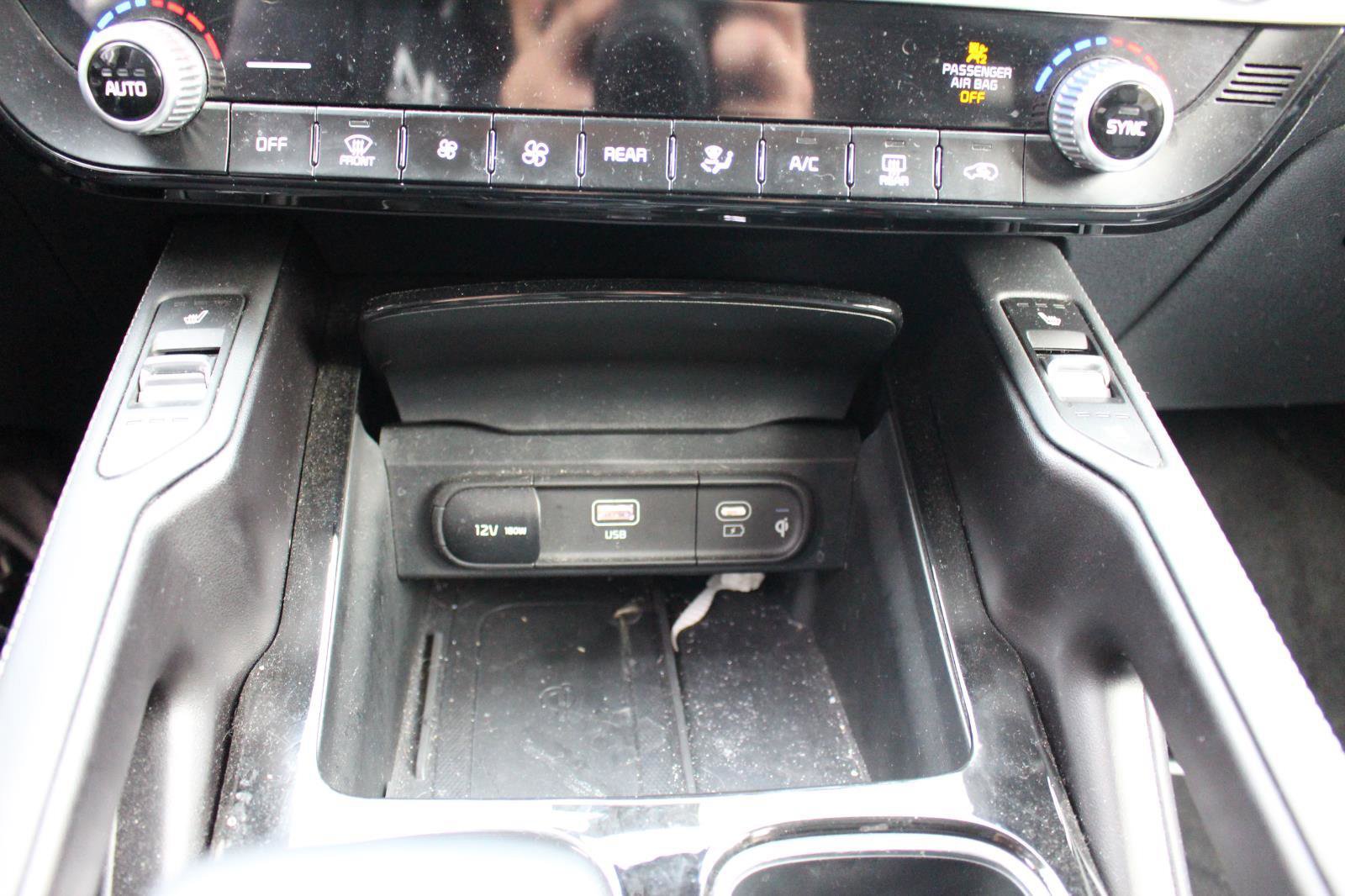 Certified 2024 Kia Telluride EX image 23