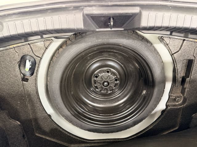 Used 2015 MAZDA MAZDA3 i SV FWD image 31